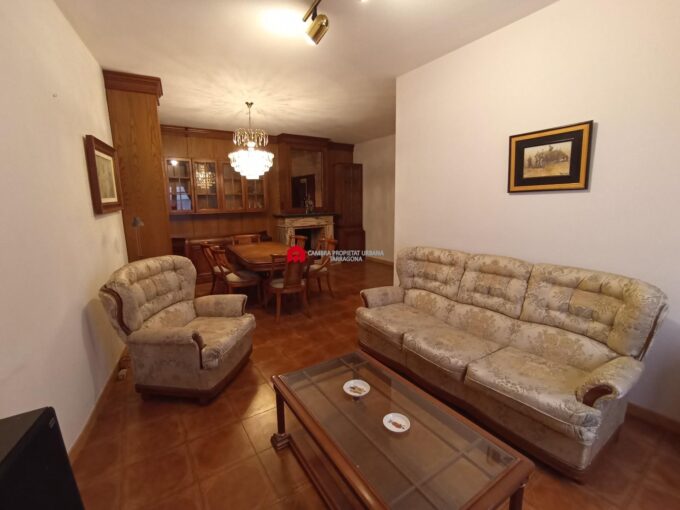 CASA EN VENTA EN TORTOSA CON LOCAL COMERCIAL SITUADA EN EL CENTRO_1