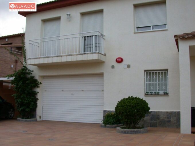 CHALET EN VENTA EN  EL VENDRELL_1