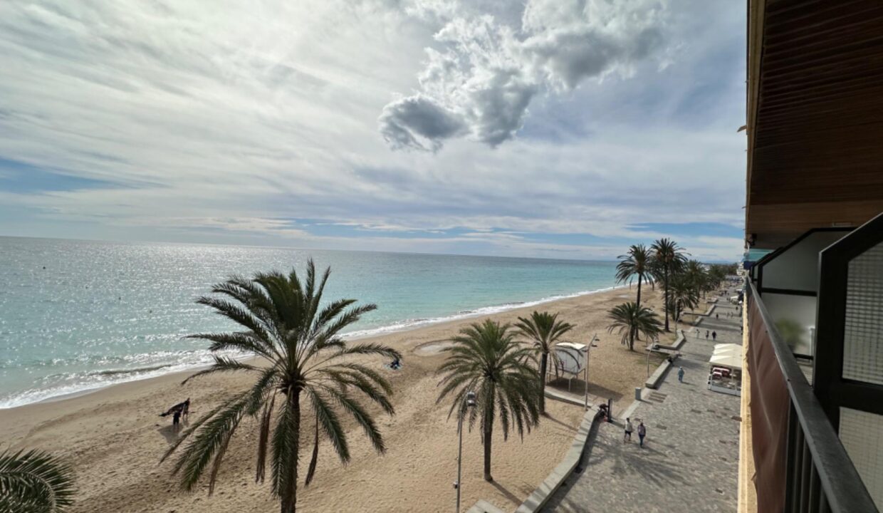 Calafell playa: Espectacular piso en primera línea de mar con impresionantes vistas_3