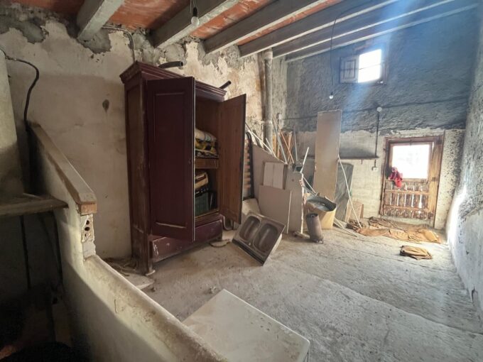 Casa de pueblo en Santa Coloma de Queralt para actualizar