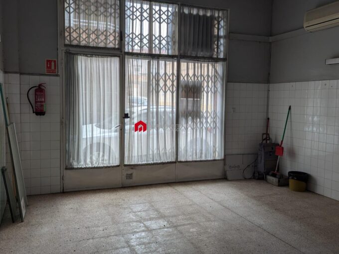 EN VENTA LOCAL COMERCIAL EN ZONA TEMPLE DE TORTOSA_1