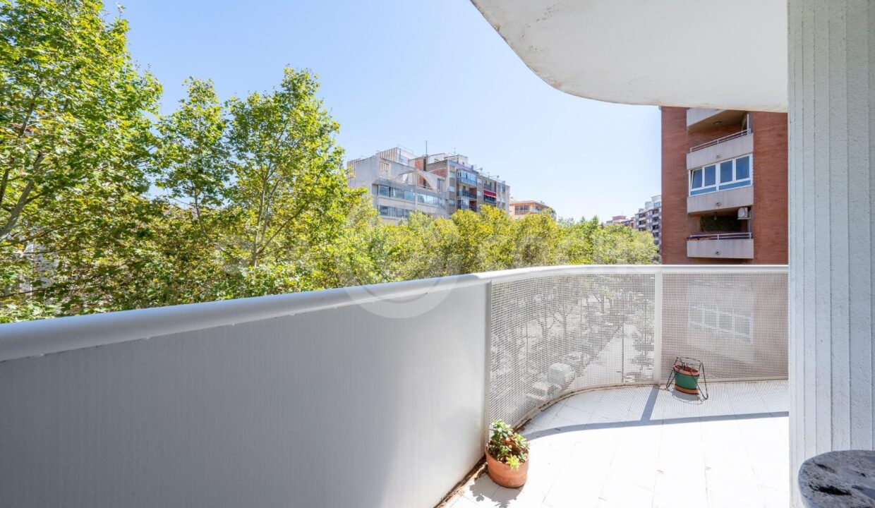 ESPECTÁCULAR PISO 211 m2 CONSTRUIDOS CON TERRAZA