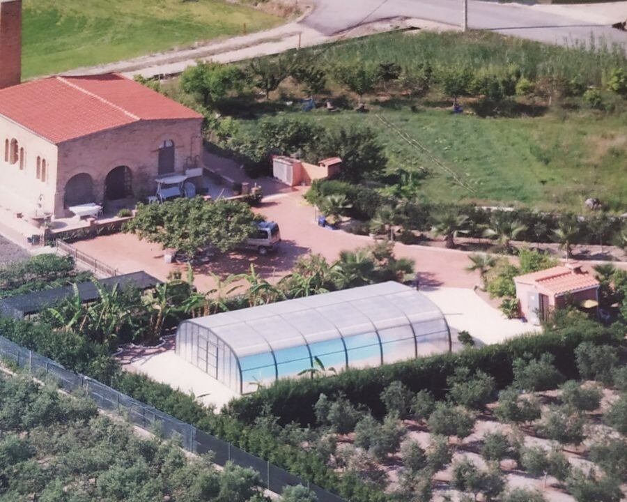 Espectacular casa de piedra con parcela de 10.000m2