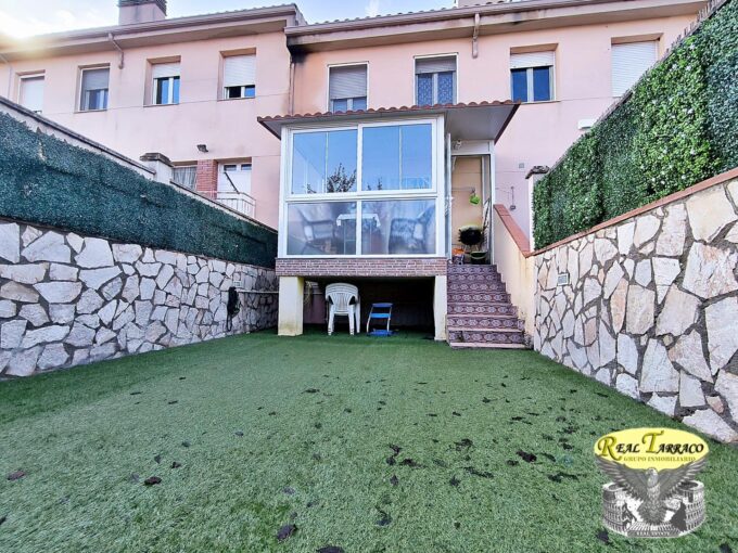 Estupenda casa adosada en venta en tranquila zona de Valls_1