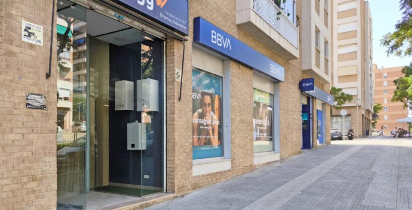 Excelente local comercial en Bloc Tarragonés