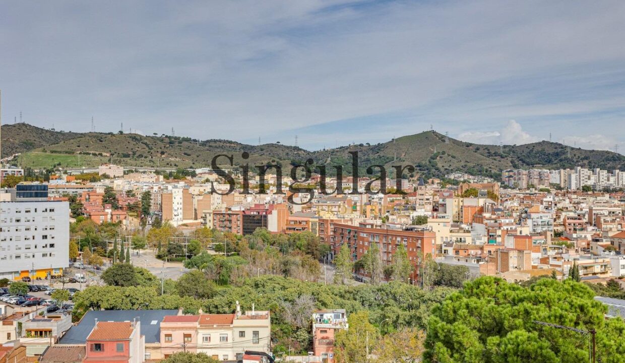 Exclusivo Ático Dúplex con Vistas al Tibidabo en Horta-Guinardó_1