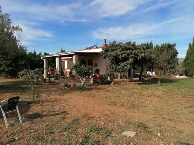 FINCA RUSTICA EN GODALL CON CASA