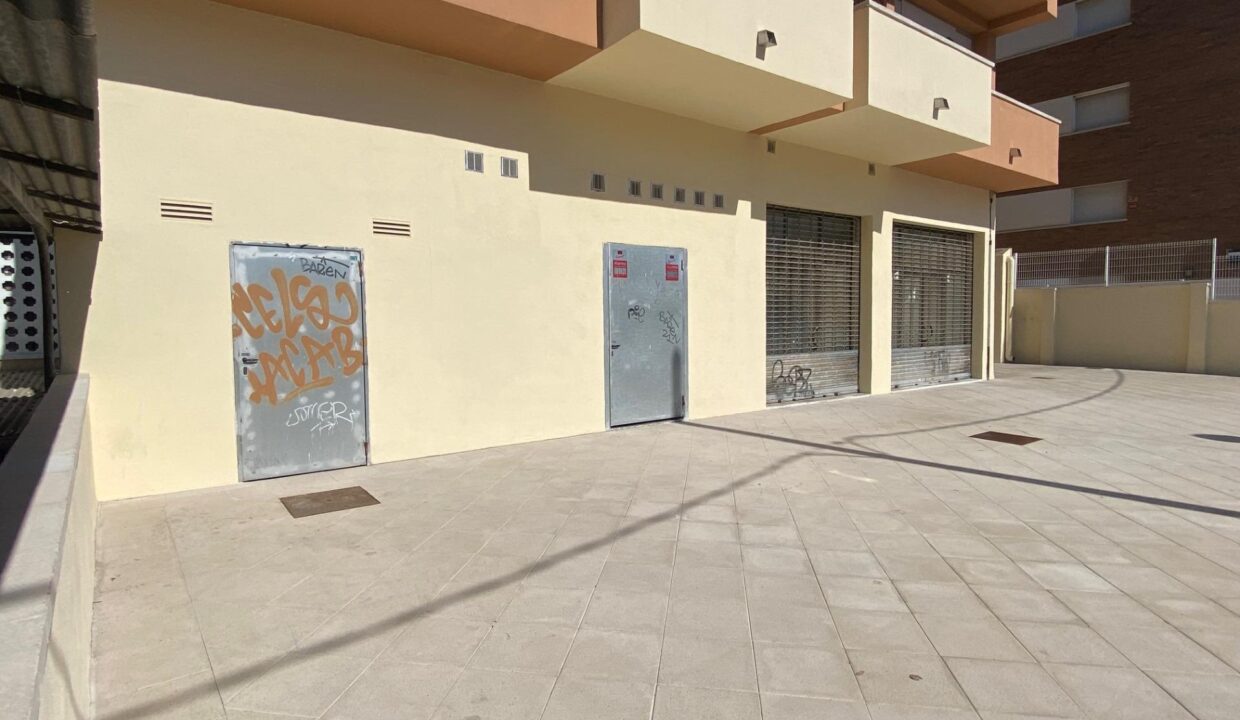 GRAN LOCAL COMERCIAL SEGUR DE CALAFELL_2