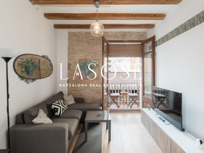 Hermoso piso renovado y equipado  en Raval_1