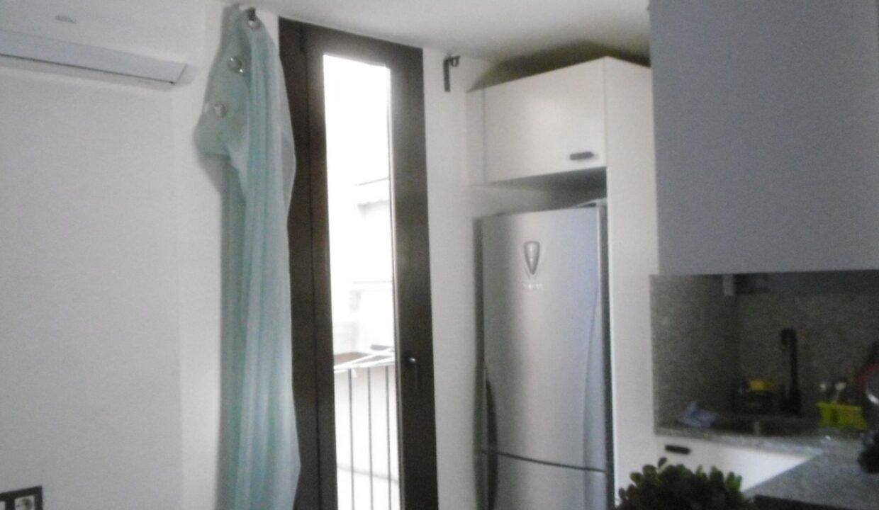 IDEAL INVERSORES /ESTUDIO EN VENTA CON INQUILINO