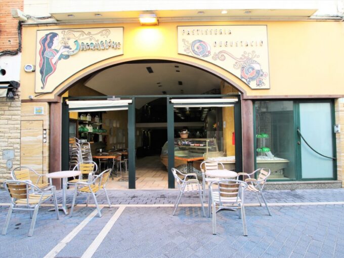 LOCAL CAFETERIA EN PLENO CENTRO DE EL VENDRELL_1