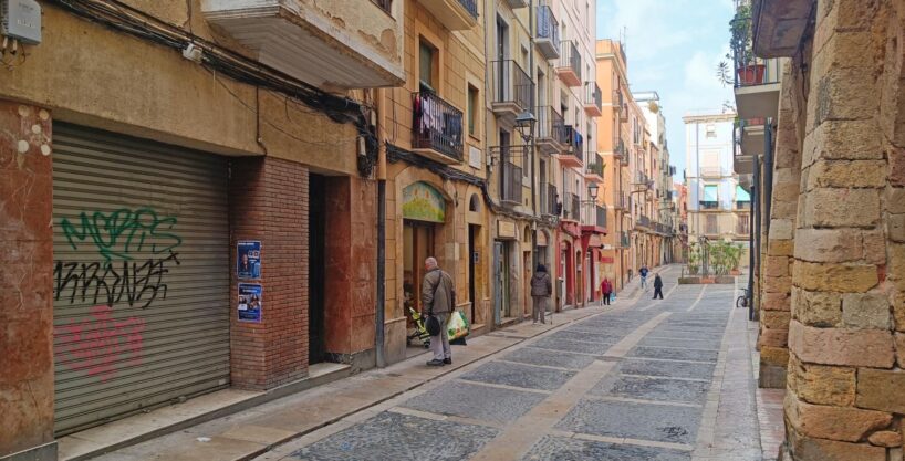 Local comercial en C/ Mercería junto a la Catedral