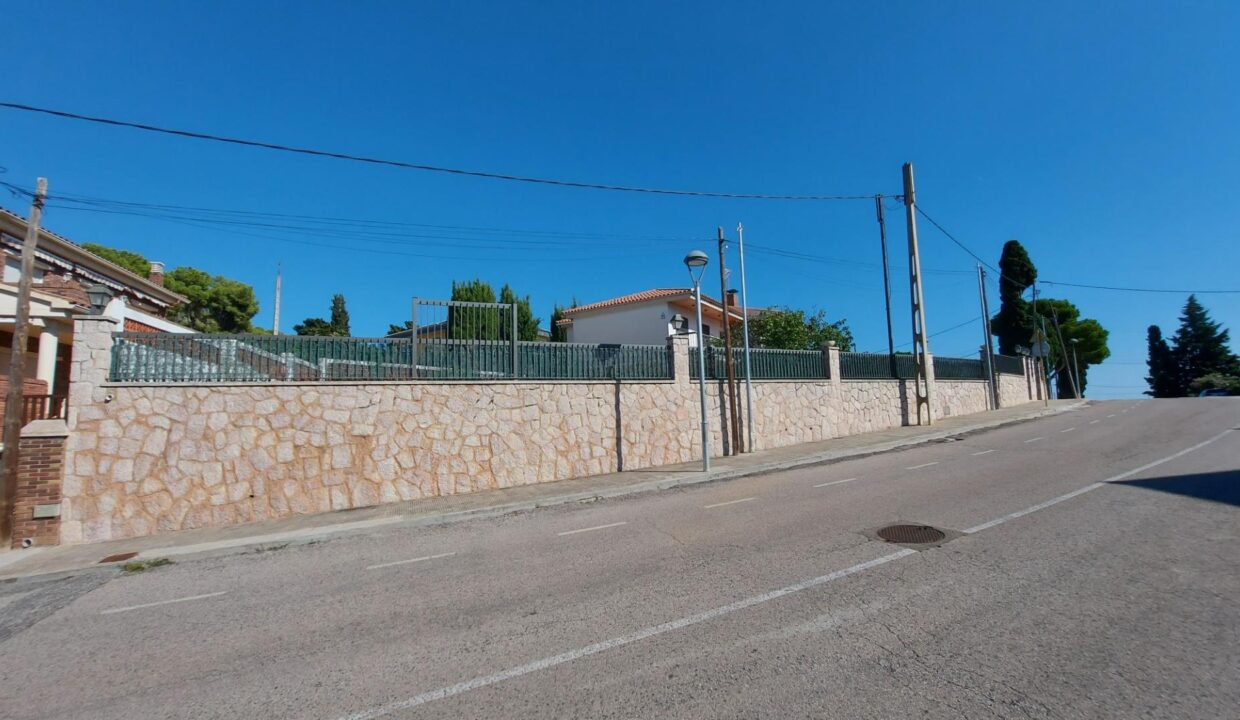 Magnifica casa con gran jardín en el centro de Segur de Calafell_2