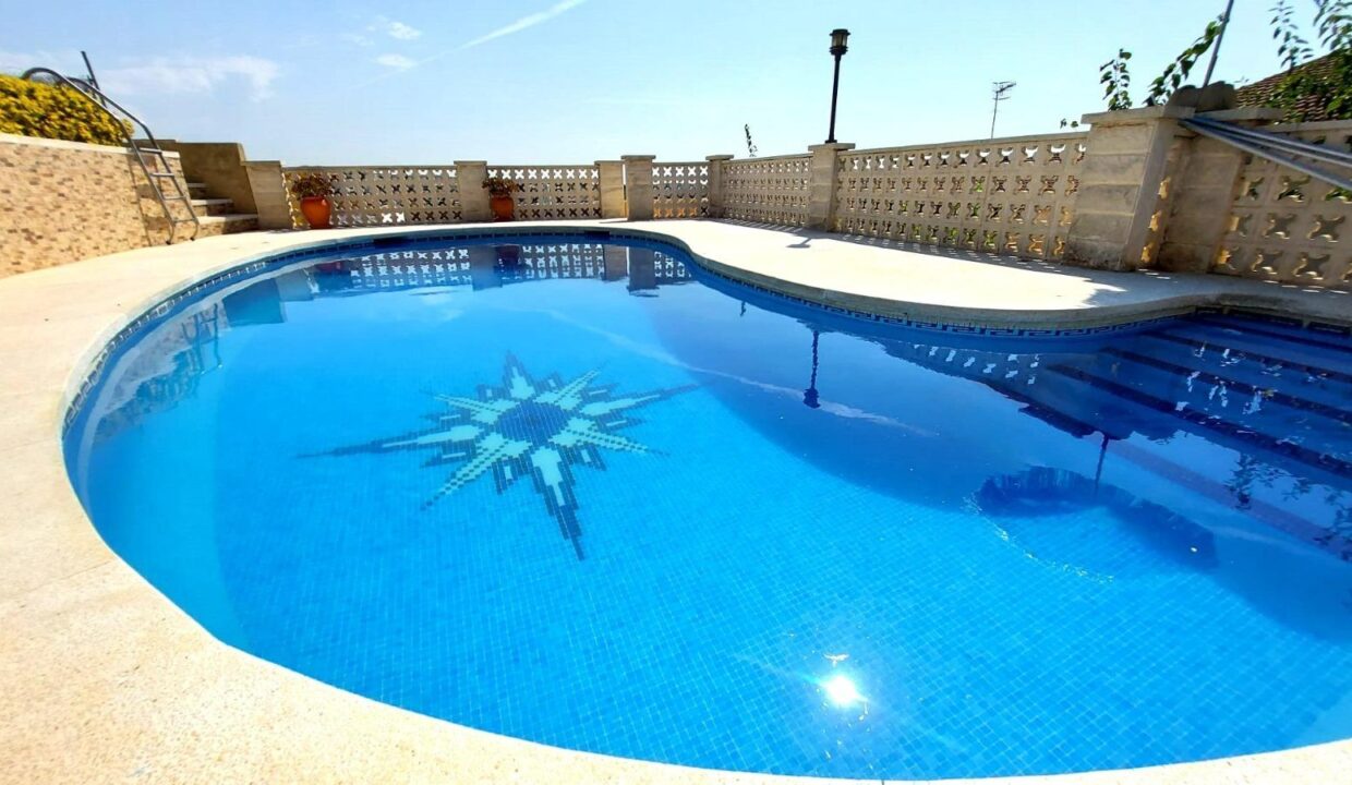 Magnifica casa independiente con piscina privada_2