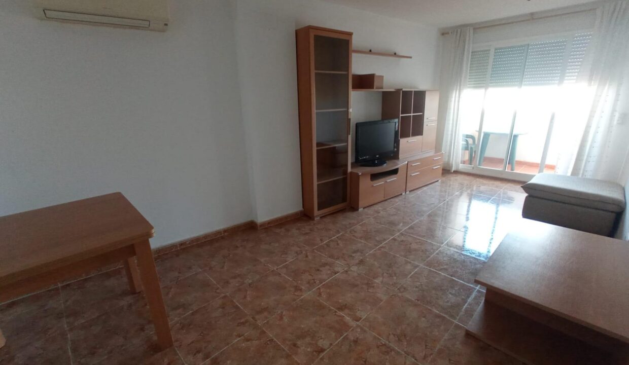 NO DEJES ESCAPAR ESTE BONITO Y AMPLIO APARTAMENTO_5