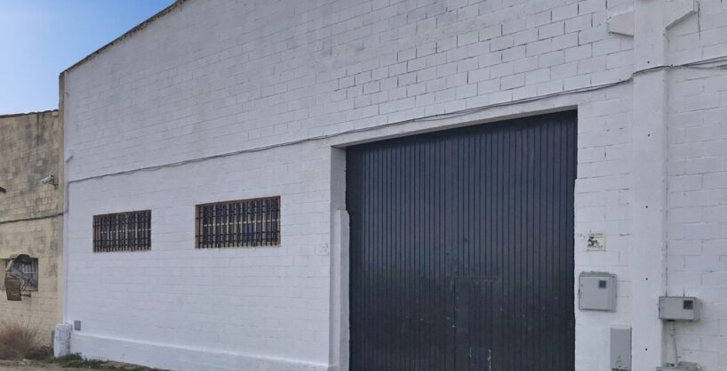 Nave Industrial en Venta en Els Garidells