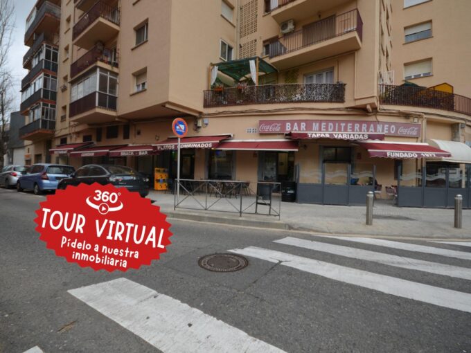 Negocio de restaurante-bar en funcionamiento en local esquinero de 402 m2_1