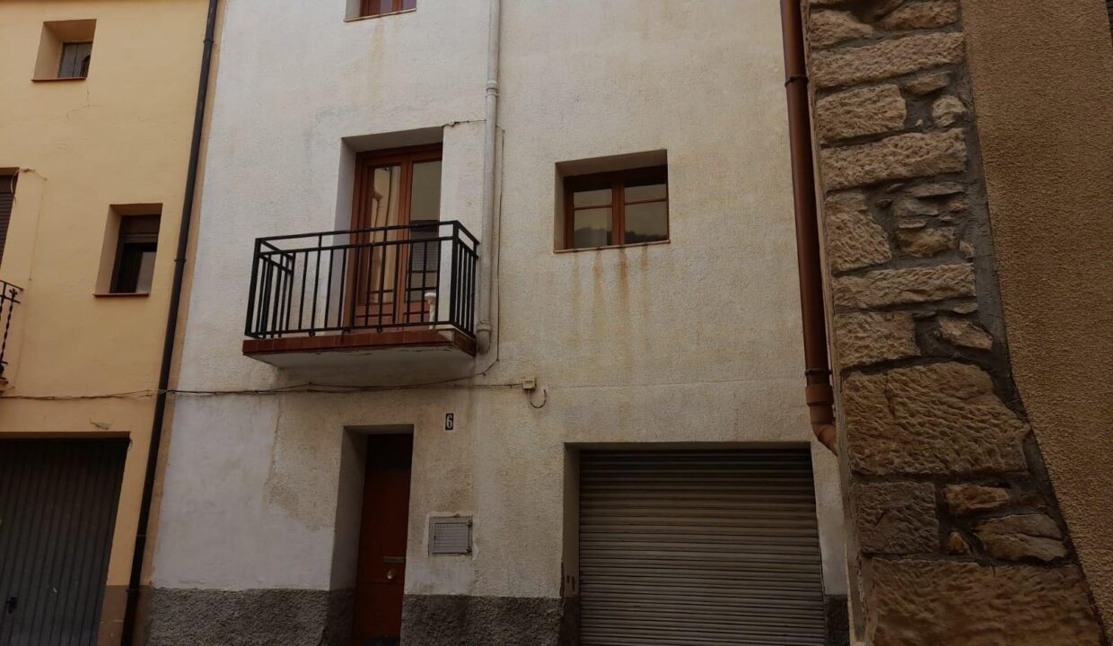 OPORTUNIDAD CASA DE PUEBLO EN LA BISBAL DE FALSET_1