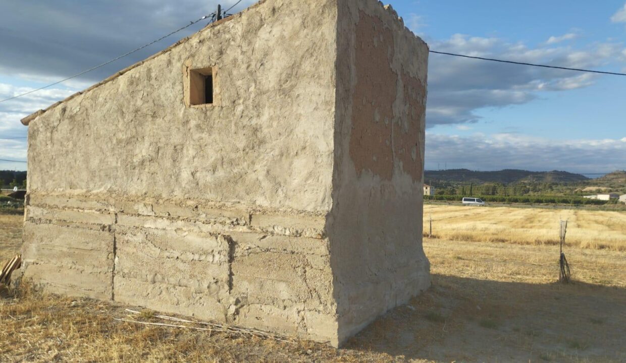 OPORTUNIDAD FINCA DE REGADIO LINDANDO AL RIO EBRO CON CASA DE CAMPO EN ASCO_2