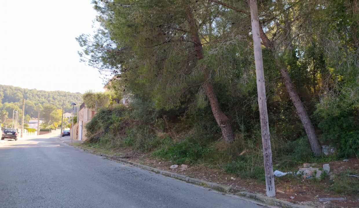 PARCELA DE 1.552M2 EN CALAFELL URBANIZACIÓN  MAS ROMEU -TARRAGONA._2