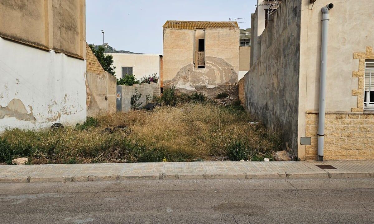 PARCELA URBANA EN LA RÀPITA_2