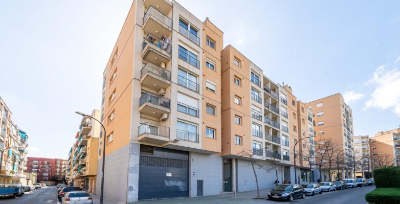 PISO DE 4 HABITACIONES EN ZONA LLEVANT EN REUS_1