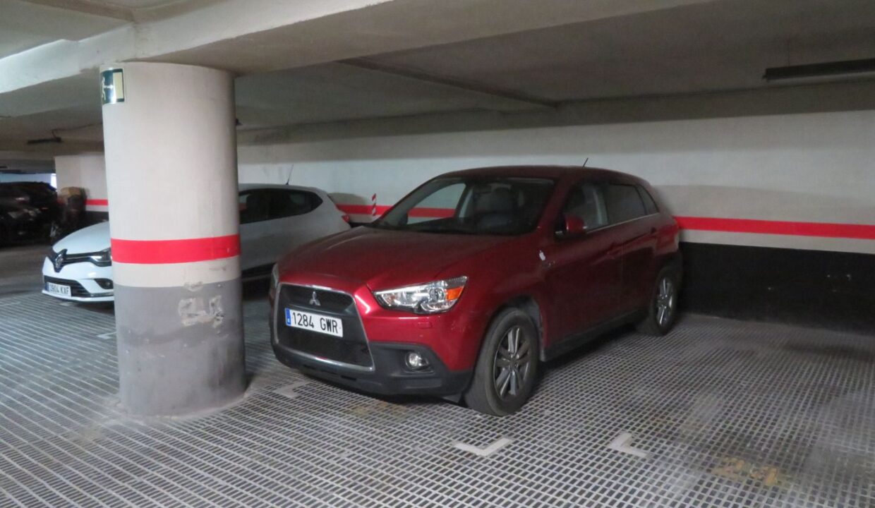 PLAZA DE PARKING EN ALQUILER EN LA AVENIDA MISTRAL TOCANDO LA CALLE VILADOMAT_3