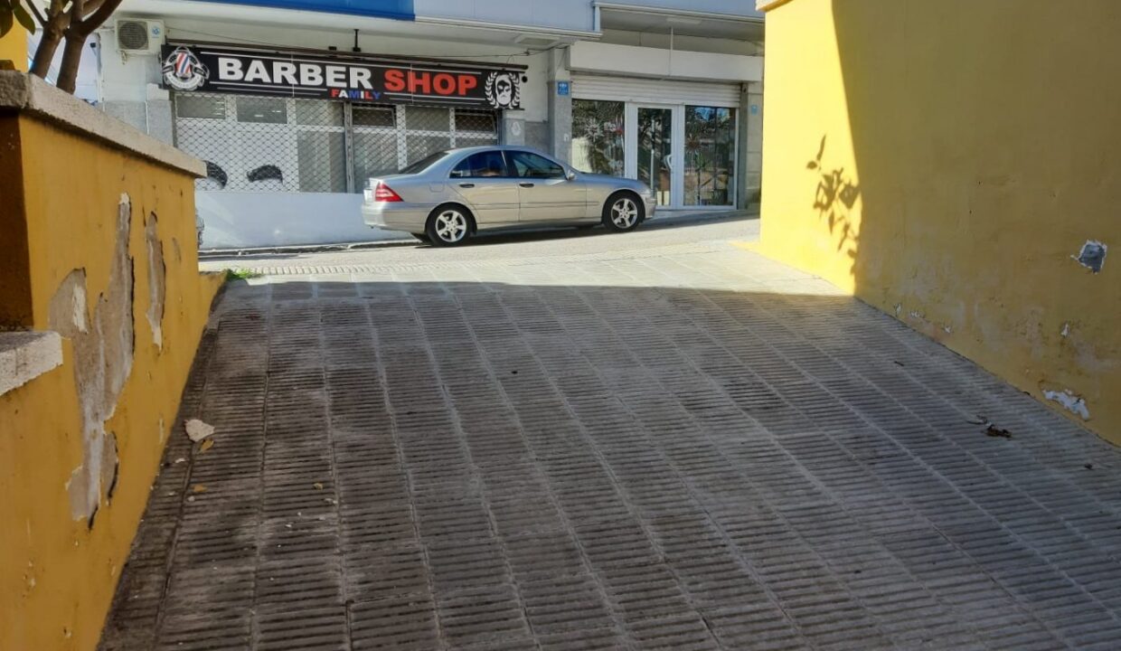 PLAZA DE PARKING EN EL CENTRO DE SEGUR DE CALAFELL_5