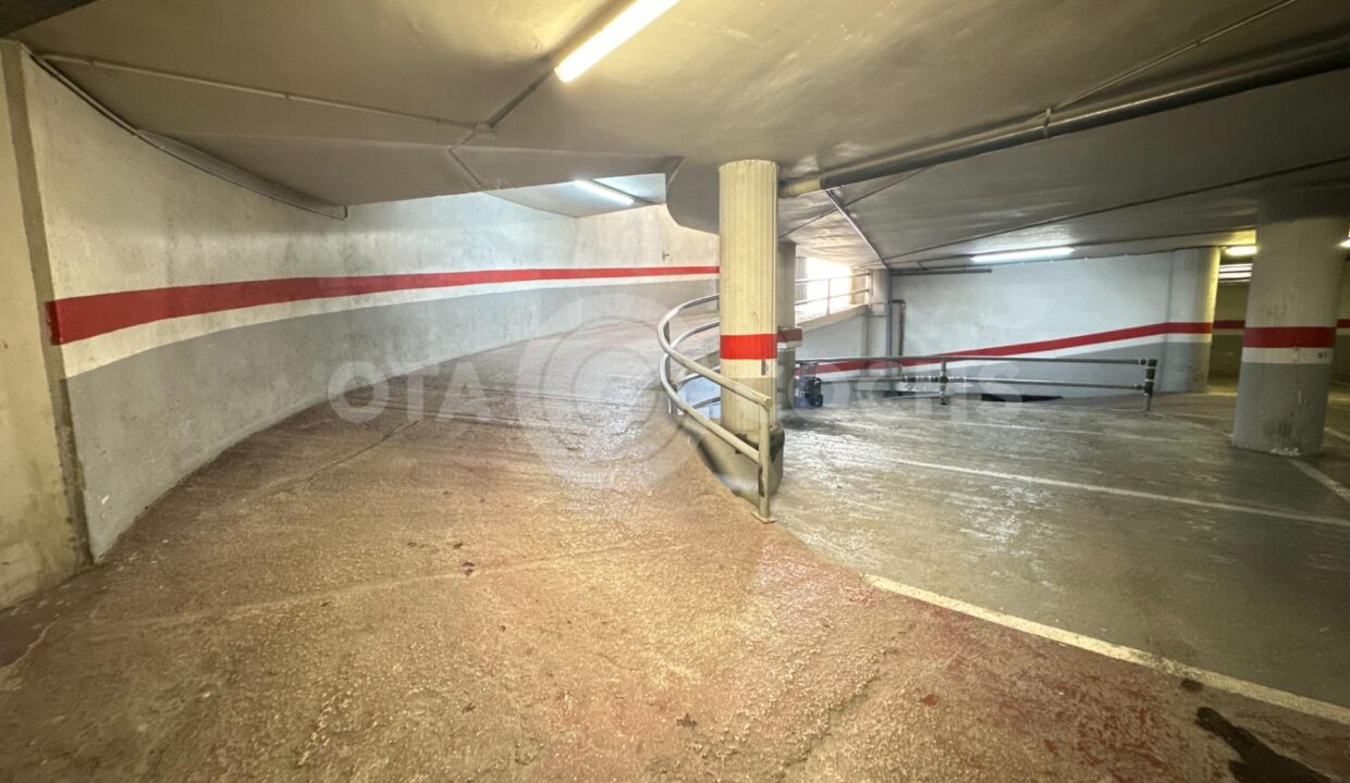 PLAZA DE PARKING PARA COCHE EN ZONA CARRER SANT JOAN DE REUS_3