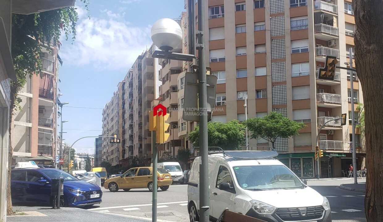 PLAZA DE PARQUING EN VENTA CALLE PERE MARTELL TARRAGONA_2