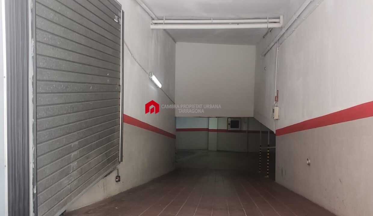 PLAZA DE PARQUING EN VENTA CALLE PERE MARTELL TARRAGONA_3