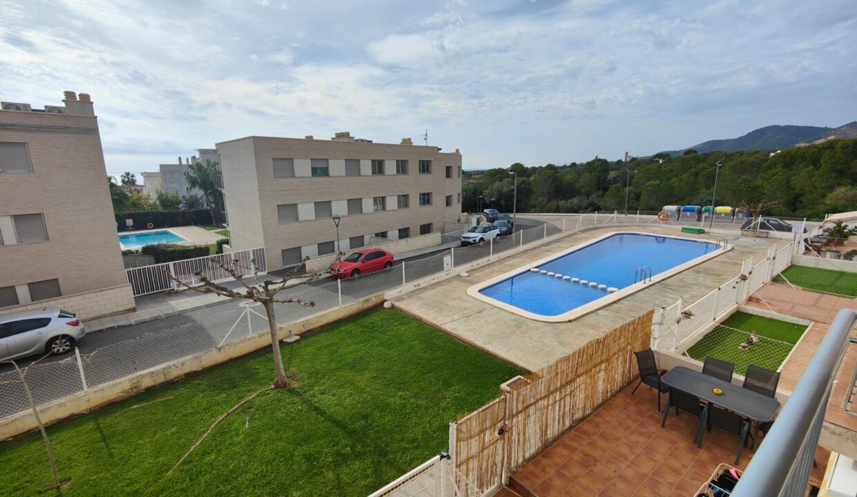 Piso de 2 habitaciones con terraza