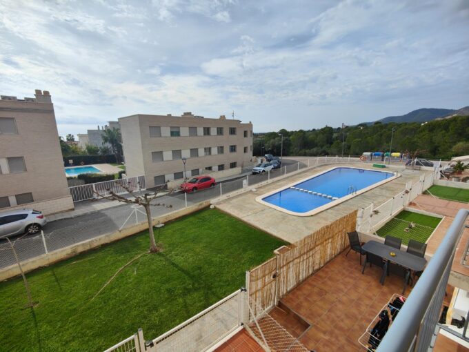 Piso de 2 habitaciones con terraza