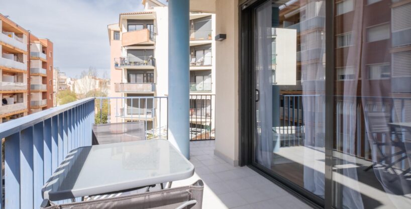 Piso de 3 hab+ 2 baños en Casc Antic de Cambrils._1