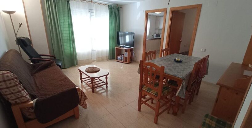 Piso de 90 m2 con 3 dormitorios y baño completo