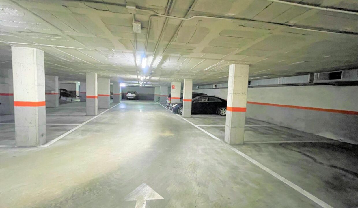 Plaza de Parking en Av Constitucion en pleno centro de Sant Carlos_4