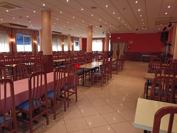 RESTAURANTE EN VENTA EN FUNCIONAMIENTO ACTIVO EN LA RAPITA_1