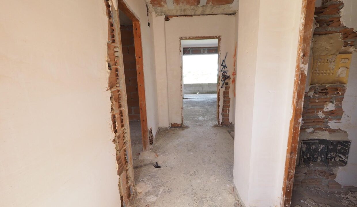 SE VENDE CASA EN CONSTRUCCIÓN EN CALAFELL