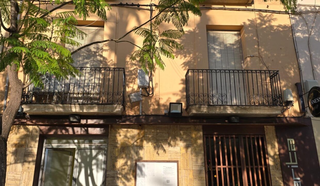 Se Vende Edificio con el Restaurante SIBARITA en la mejor zona de la Ràpita_2