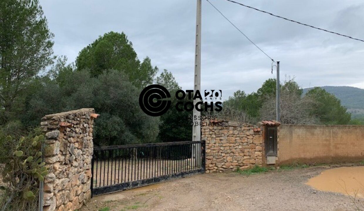 TERRENO RURAL CON CASITA Y POZO EN CASTELLVELL DEL CAMP_2