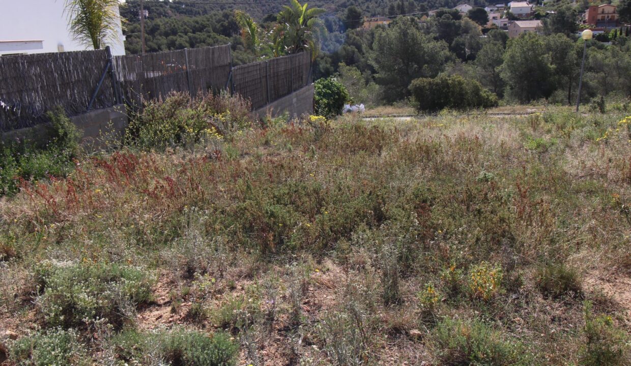 Terreno Urbano en Plena Naturaleza_1