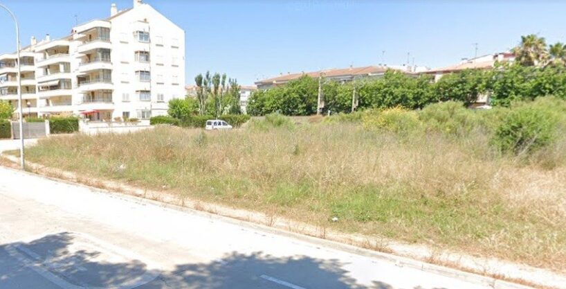 Terreno en Venta en Avenida tarragona 133