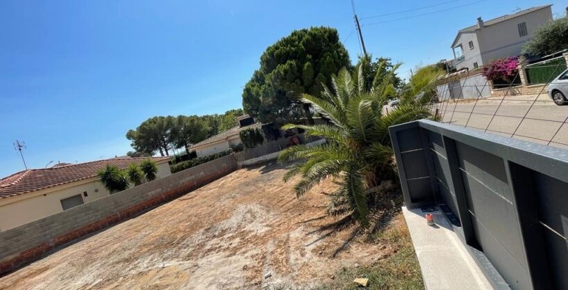 Terreno llano urbanizable en Banyeres del Penedes_1