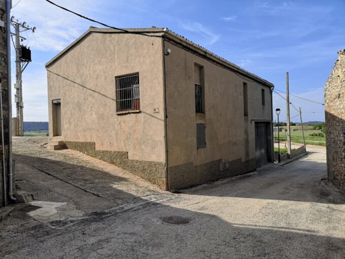 VENTA ALMACÉN TIPO NAVE EN STA. COLOMA DE QUERALT ZONA POBLA DE CARIVENYS 236M2!!_1