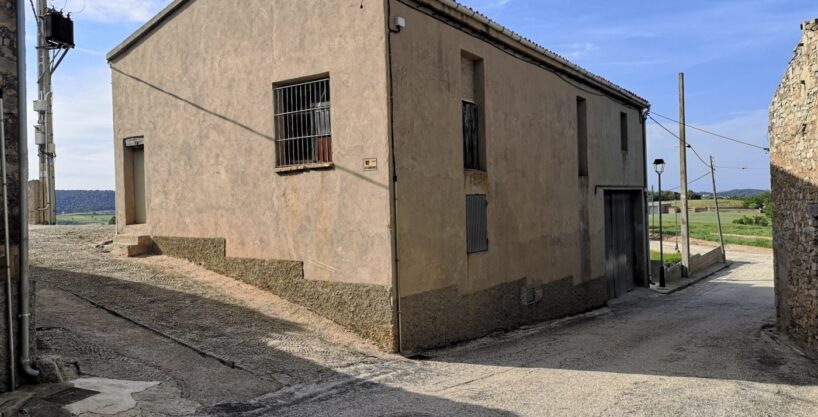 VENTA ALMACÉN TIPO NAVE EN STA. COLOMA DE QUERALT ZONA POBLA DE CARIVENYS 236M2!!_1