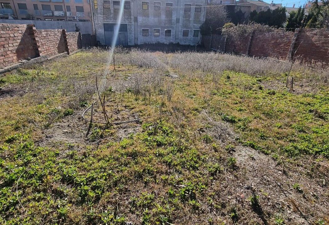 VENTA ALMACÉN Y TERRENO EN STA. COLOMA DE QUERALT ZONA CENTRO!!_1