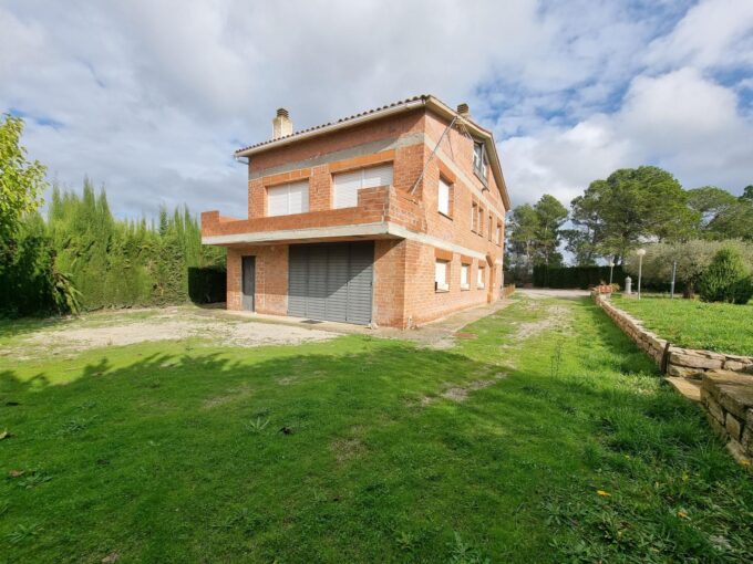 VENTA CHALET EN STA. COLOMA DE QUERALT ZONA LA POBLA DE CARIVENYS 4200M2 PARCELA!!_1