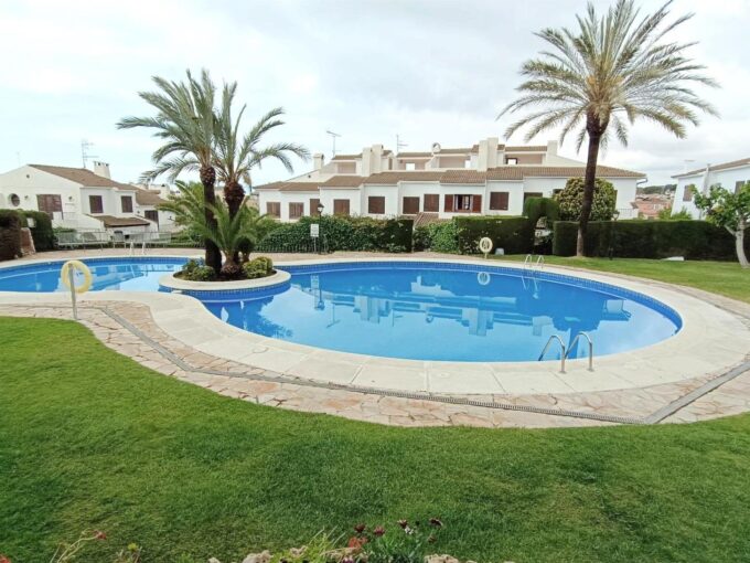 VENTA DE FANTASTICA CASA ADOSADA EN PLENO CENTRO DE SEGUR DE CALAFELL_1