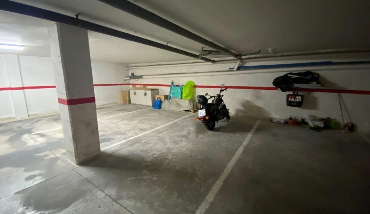 VENTA DE PARKING Y TRASTERO EN SEGUR DE CALAFELL_1