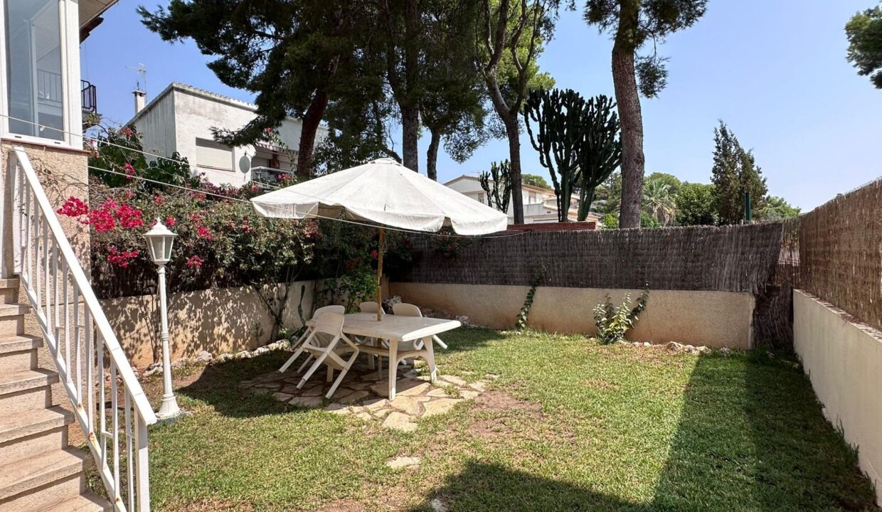 VENTA de Bonita CASA APAREADA muy céntrica en SEGUR DE CALAFELL_2